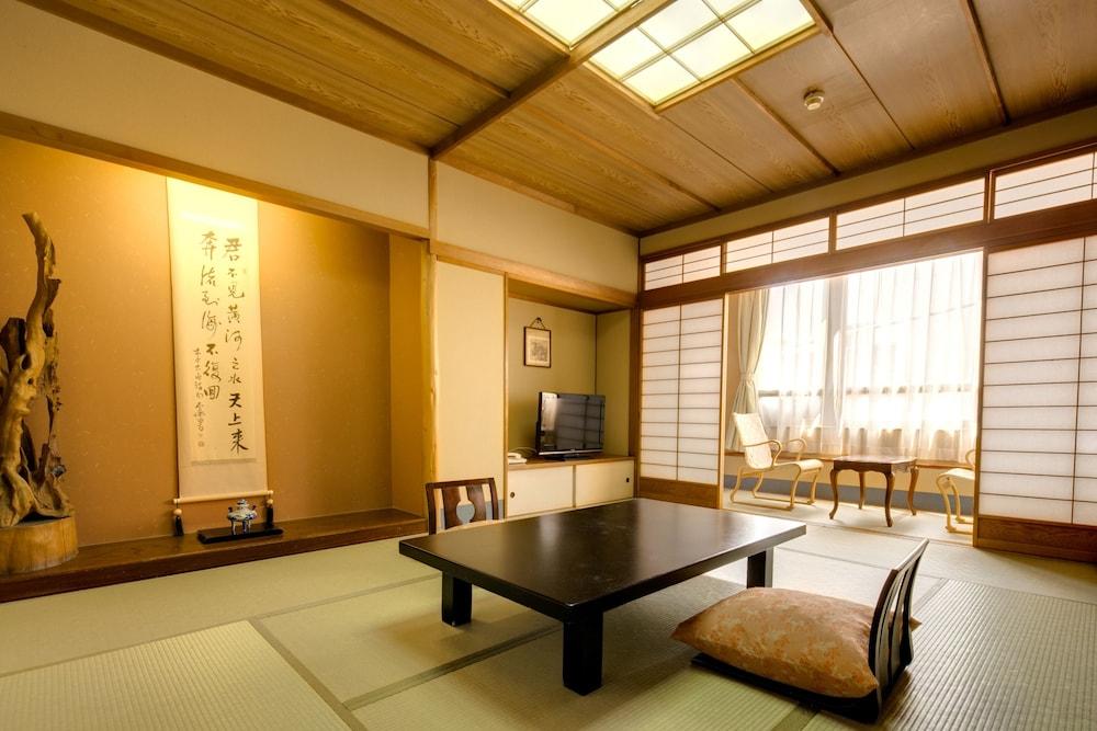 Hotel Shiroyama Yugawara Ngoại thất bức ảnh
