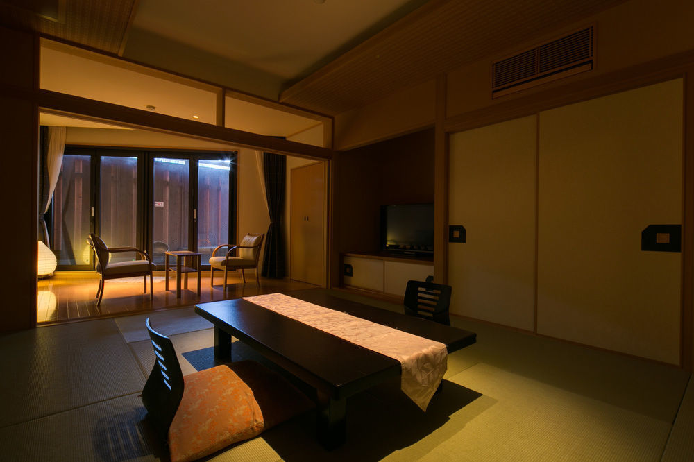 Hotel Shiroyama Yugawara Ngoại thất bức ảnh