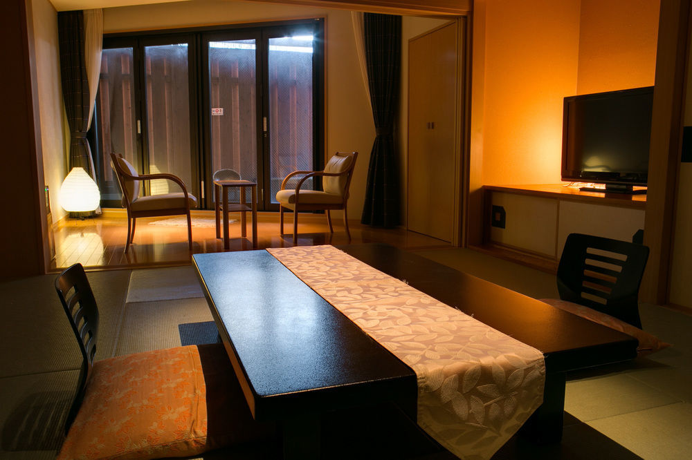 Hotel Shiroyama Yugawara Ngoại thất bức ảnh